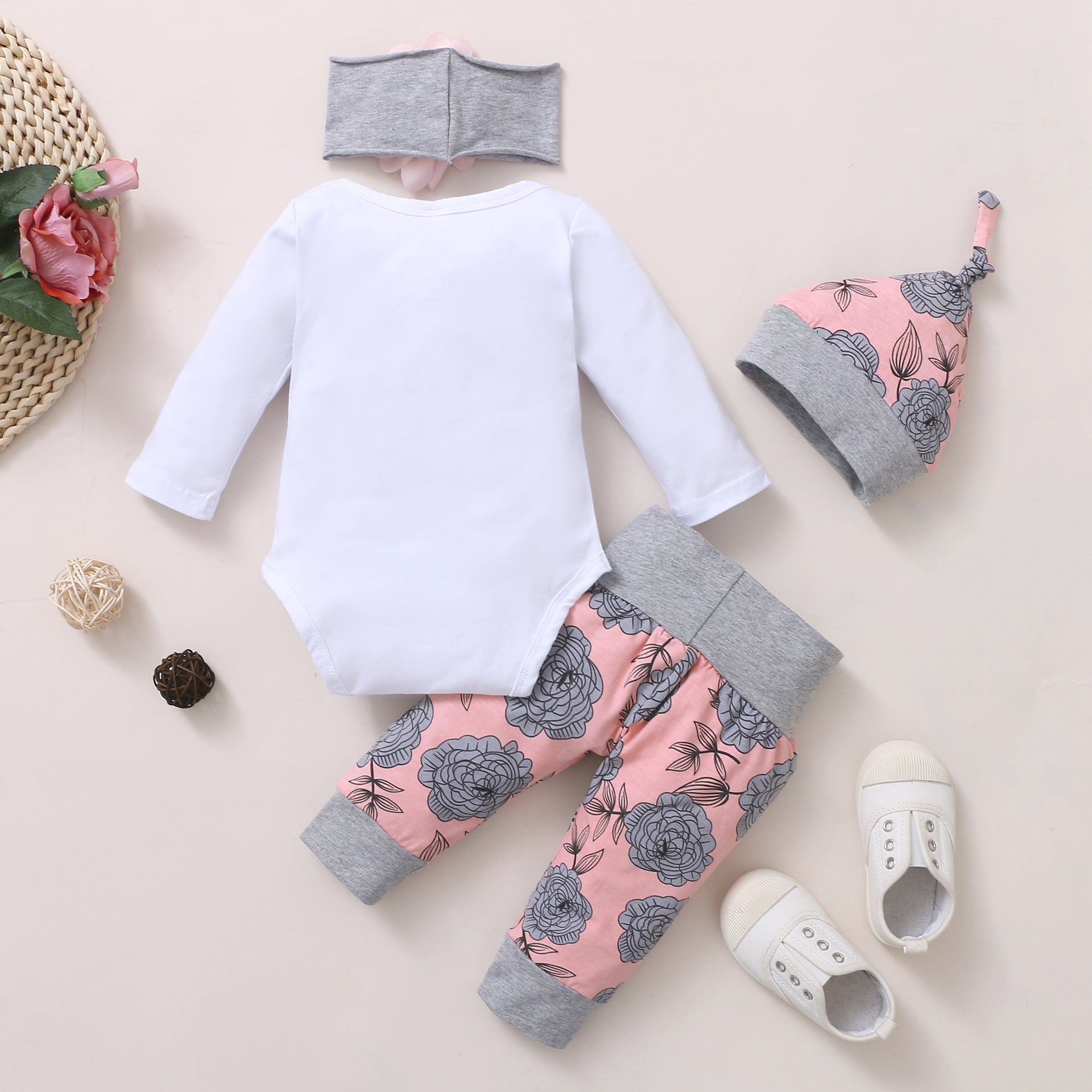 Girls&#039; Autumn And Winter Models 2020 New European And American Explosion Models Long-sleeved Letter Printing Top + Flower Trousers Four-piece Set